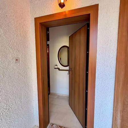 Summer Sanctuary -180m From The Sea In The Center Feriehus