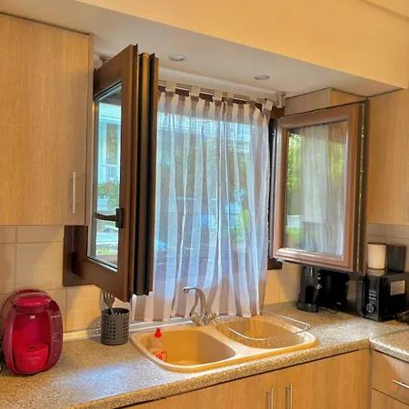 Summer Sanctuary -180m From The Sea In The Center